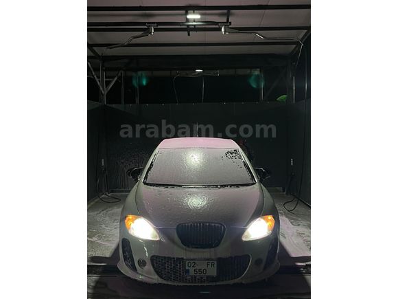 YENİ GÖĞÜS LEON