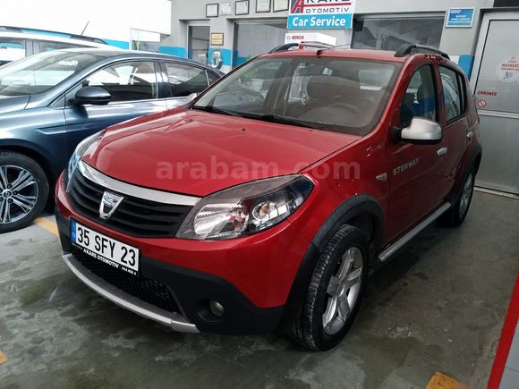 2. Sahibinden Dacia Sandero 1.5 dCi Stepway 2012 Model 
