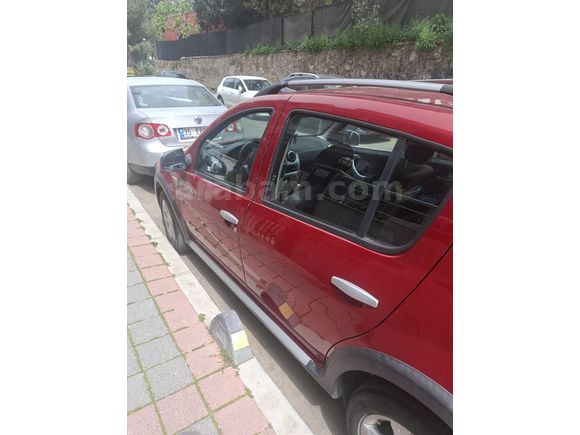 2. Sahibinden Dacia Sandero 1.5 dCi Stepway 2012 Model 