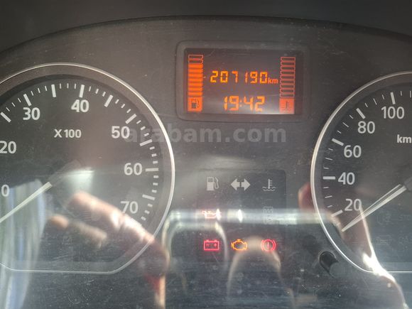 2. Sahibinden Dacia Sandero 1.5 dCi Stepway 2012 Model 