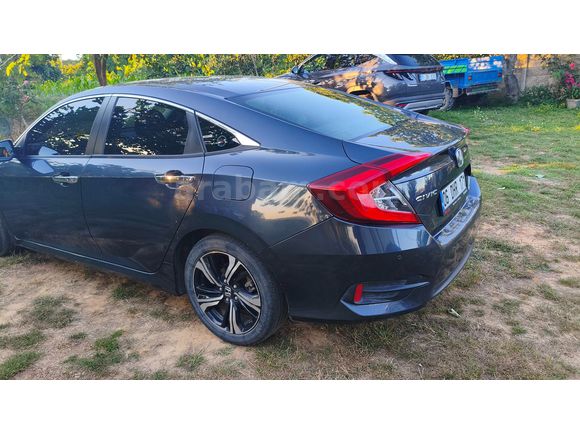 Sahibinden Honda Civic 1.5 i-VTEC Executive Plus 2020 Model 