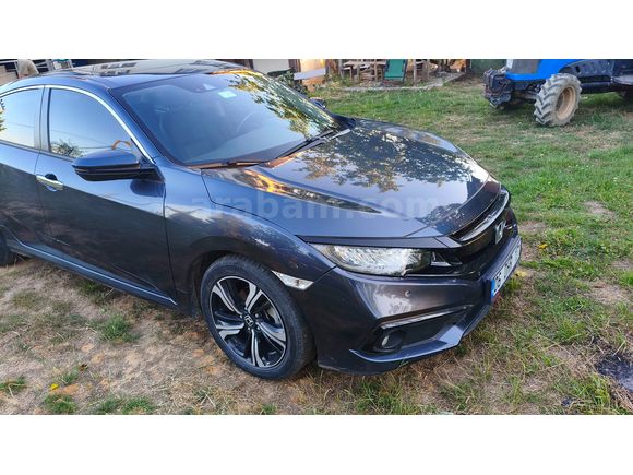 Sahibinden Honda Civic 1.5 i-VTEC Executive Plus 2020 Model 