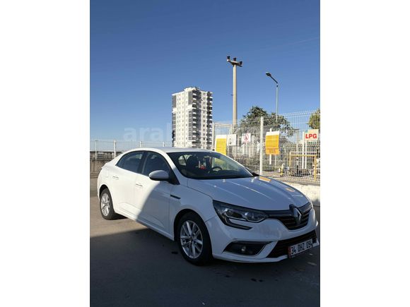Sahibinden Renault Megane 1.5 Blue DCI Touch 2020 Model 