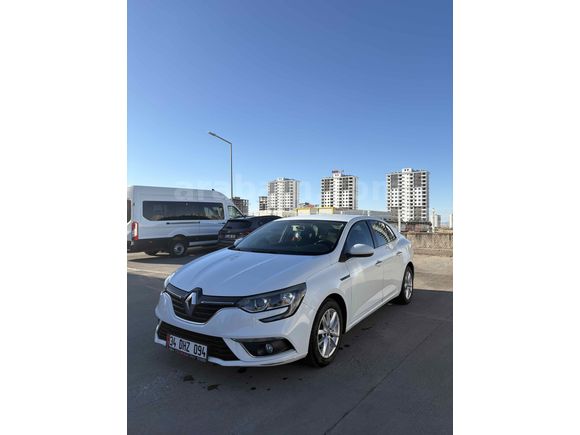 Sahibinden Renault Megane 1.5 Blue DCI Touch 2020 Model 