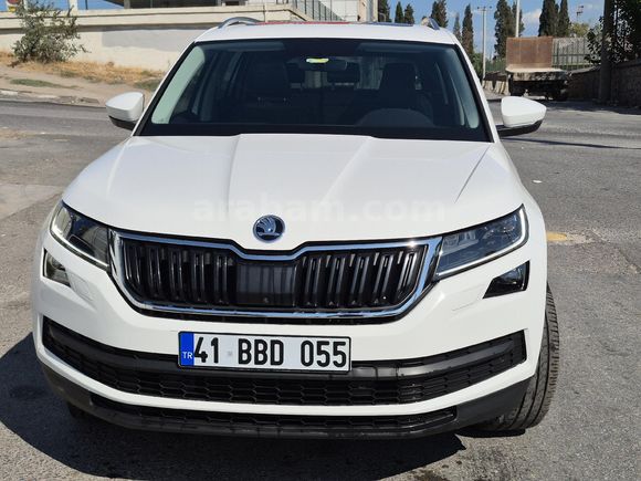 Sahibinden Skoda Kodiaq 1.4 TSI 150 hp  Prestige 2018 Model  107.000 km 4x4 ruhsata işli çeki demiri Beyaz