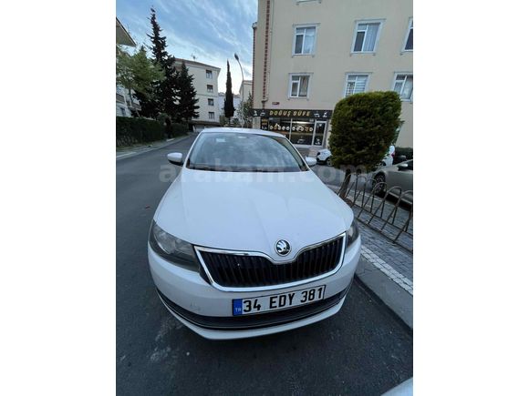 Sahibinden Skoda Rapid 1.2 Ambition 2013 Model İstanbul
