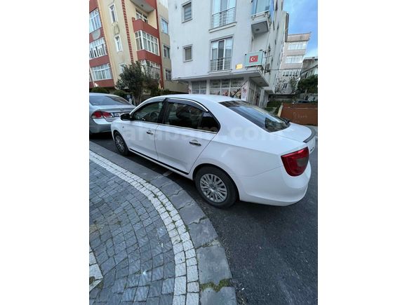 Sahibinden Skoda Rapid 1.2 Ambition 2013 Model İstanbul