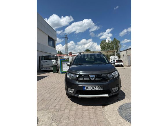 Sahibinden Dacia Sandero 0.9 TCe Stepway 2019 Model  115 km Füme