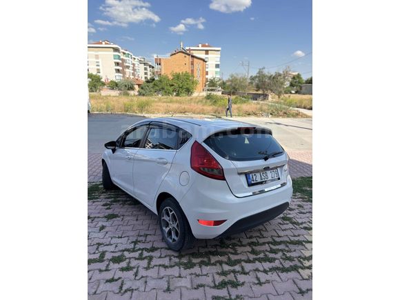Sahibinden Ford Fiesta 1.4 TDCi Trend 2011 Model 