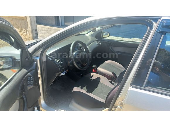 Sahibinden Ford Focus 1.6 Comfort 2005 Model 