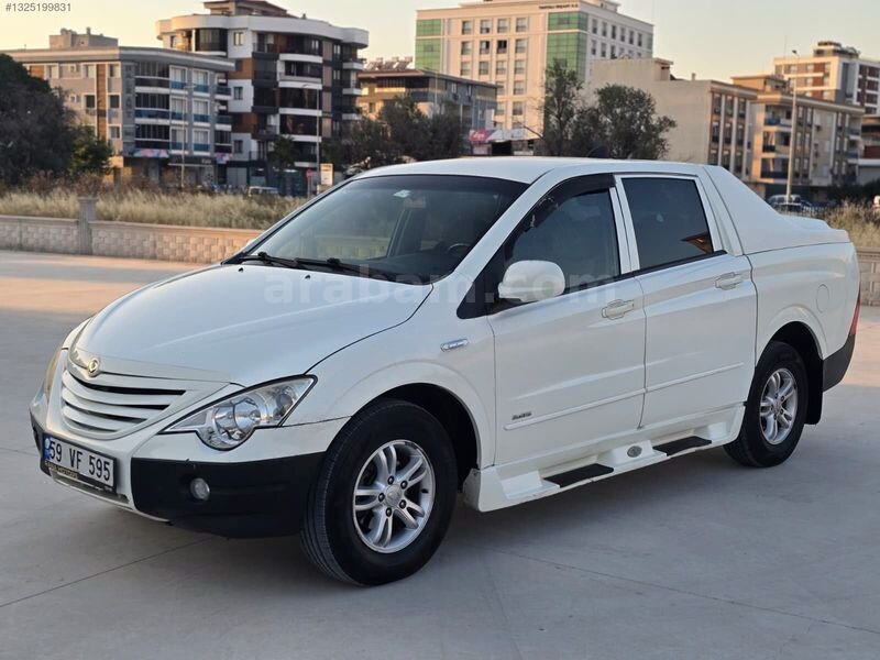 Galeriden KGM SsangYong Actyon Sports 2.0 SXDI 4x2 2011 Model İzmir 144.000 km Beyaz