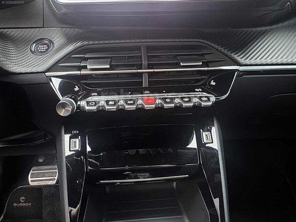 2023 e-2008 GT MAKYAJLI + ELKTRKLI KLTK+ISITMA+ BOYASIZ+44.000KM