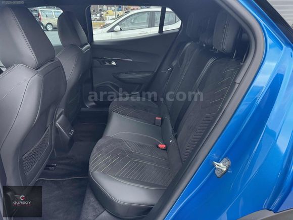 2023 e-2008 GT MAKYAJLI + ELKTRKLI KLTK+ISITMA+ BOYASIZ+44.000KM