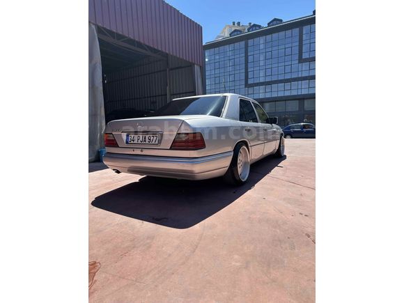 Sahibinden Mercedes - Benz 200 E 1995 Model 