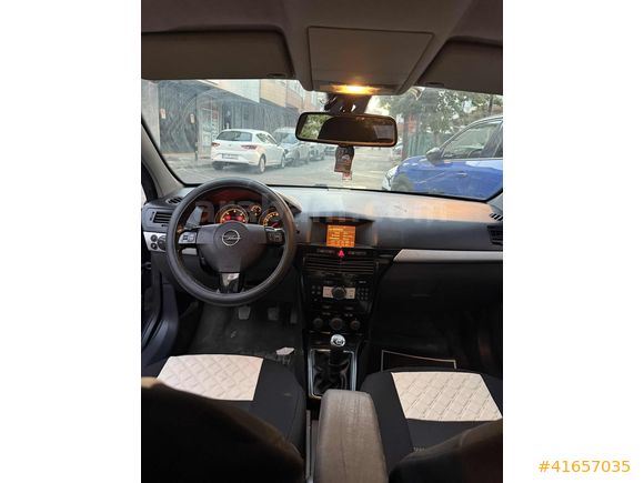 (UYGUN FİYAT)Değisensiz Opel astra 2010 model sorunsuz