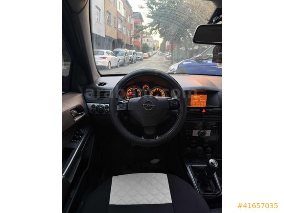 (UYGUN FİYAT)Değisensiz Opel astra 2010 model sorunsuz