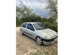 Sahibinden Renault Clio 1.6 RXT 2000 Model Sinop
Sedan araç Takaslı 
