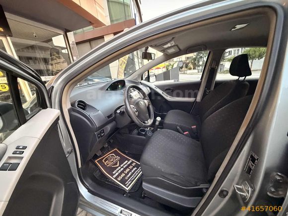 US CAR'dan TERTEMİZ / BAKIMLI /YARİS TERRA.!