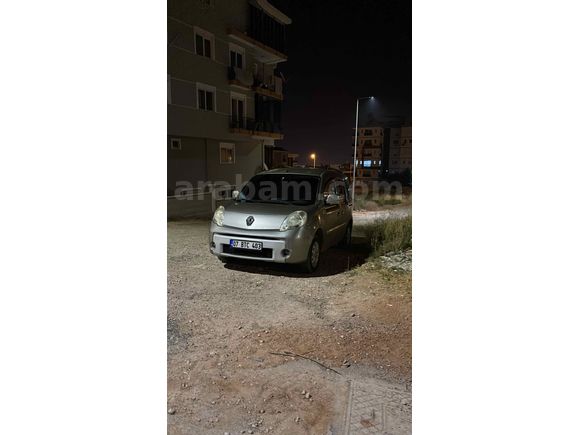 Sahibinden Renault Kangoo Multix 1.5 dCi Privilege Chromeline 2011 Model Antalya