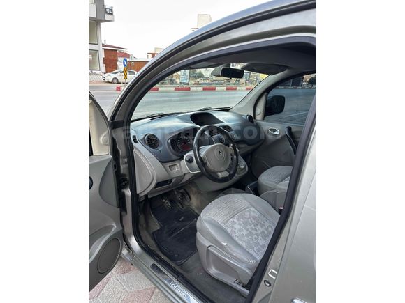 Sahibinden Renault Kangoo Multix 1.5 dCi Privilege Chromeline 2011 Model Antalya