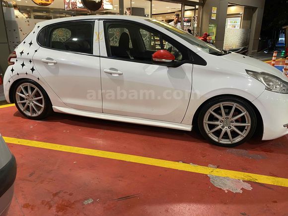 Sahibinden Peugeot 208 1.4 HDi Access 2013 Model 