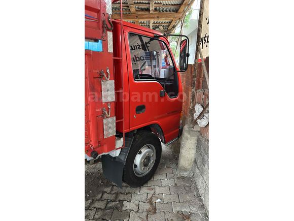 TR DE TEK 2005 MODEL SADECE 113 BİN KM DE BOYASIZ İSUZU NPR ÇOK TEMİZ !