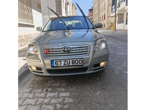 Sahibinden Toyota Avensis 1.6 Comfort 2004 Model