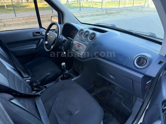 FORD CORNECT 90 LİK AİLE ARACI PIRILPIRIL