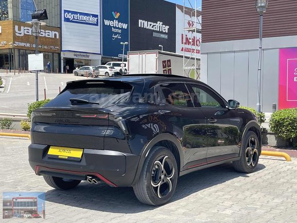ALFİN ALFA ROMEO 2025 JUNİOR 1.2MHEV SPECİALEPLUS-BOYASIZ-SUNROF