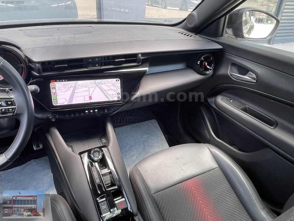 ALFİN ALFA ROMEO 2025 JUNİOR 1.2MHEV SPECİALEPLUS-BOYASIZ-SUNROF