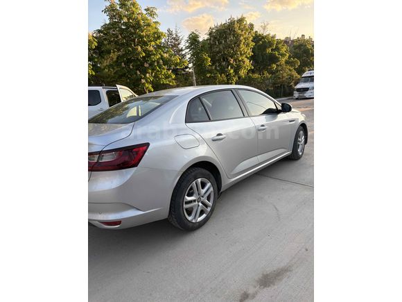 Sahibinden Renault Megane 1.3 TCe Joy 2020 Model 