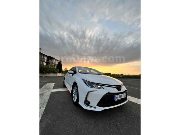 Sahibinden Toyota Corolla 1.5 Dream X-Pack 2023 Model 