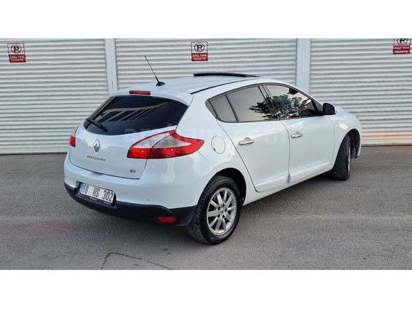 2011 RENAULT MEGANE PRIVILEGE 1.5 dCI 110 PS