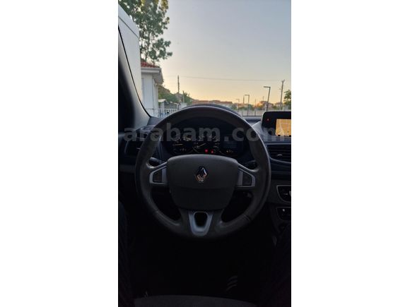 2011 RENAULT MEGANE PRIVILEGE 1.5 dCI 110 PS