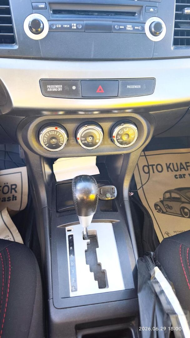 Sahibinden Mitsubishi Lancer 1.6 Invite 2011 Model Tekirdağ 163.000 km Beyaz 5