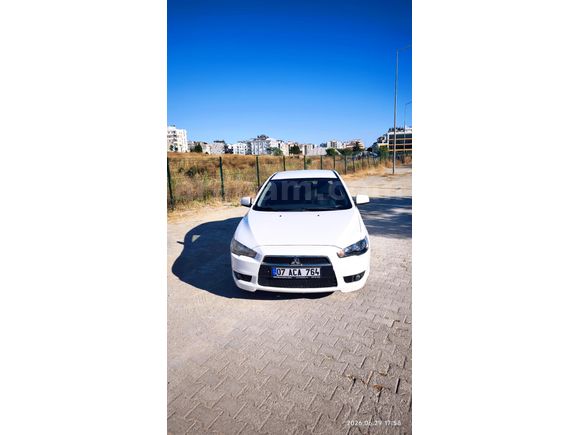 Sahibinden Mitsubishi Lancer 1.6 Invite 2011 Model