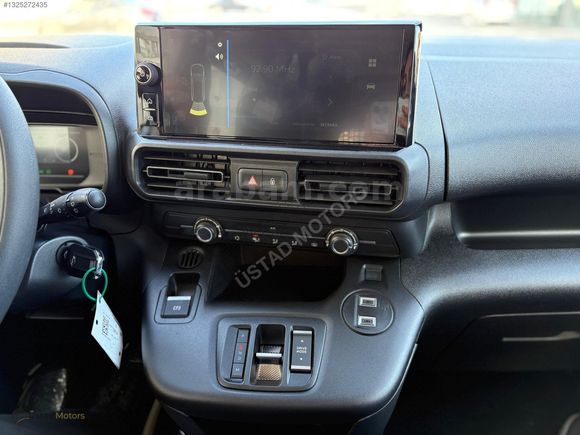 ÜSTAD MOTORS OPEL COMBO 1.5 DİZEL ESSENTİAL SIFIR TAMAMINA KREDİ