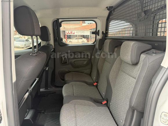 HATASIZ // 2025 MODEL 2026 çıkışlı OPEL COMBO 0 km'de