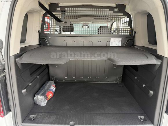 HATASIZ // 2025 MODEL 2026 çıkışlı OPEL COMBO 0 km'de