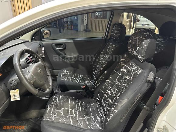 2004 Corsa 1.3 CDTi Camlı Koltuklu Ruhsata işli
