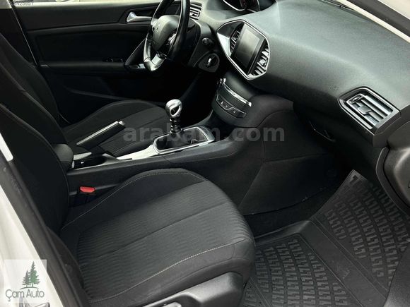 2017 DEĞİŞENSİZ TRAMERSİZ 308 1.2 PureTech 130 HP 125.000 KM