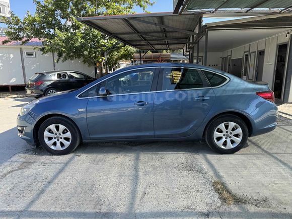 Galeriden Opel Astra 1.6 Edition Plus 2016 Model Balıkesir