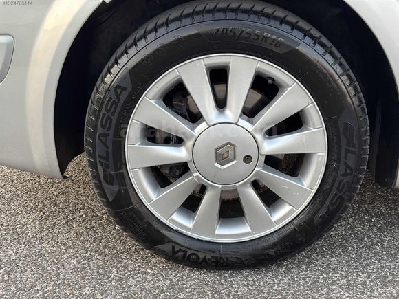 2009 DEĞİŞENSİZ 245 000 KM MEGANE TAKAS AÇIK