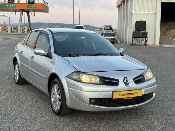 2009 DEĞİŞENSİZ 245 000 KM MEGANE TAKAS AÇIK