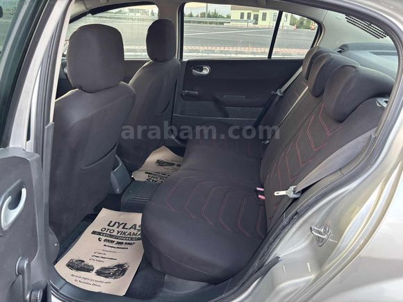 2009 DEĞİŞENSİZ 245 000 KM MEGANE TAKAS AÇIK