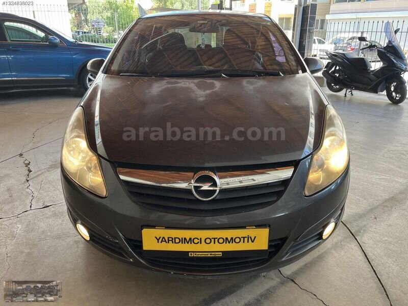 Galeriden Opel Corsa 1.4 Twinport Enjoy 111 2010 Model İzmir 214.000 km Gri
