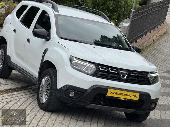 ÖZORTAKLAR'DAN 2022 DACIA DUSTER 117 BİN KM OTOMATİK BAKIMLI