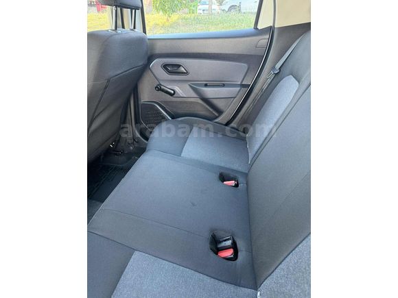 113 BİN KM ORİJİNAL DEGİŞENSİZ TRAMERSİZ OTOMATİK DUSTER