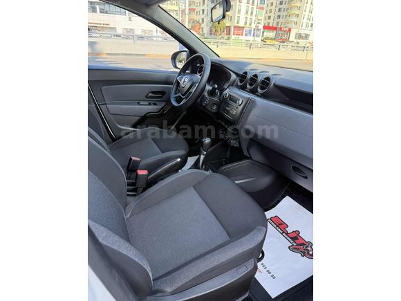 113 BİN KM ORİJİNAL DEGİŞENSİZ TRAMERSİZ OTOMATİK DUSTER