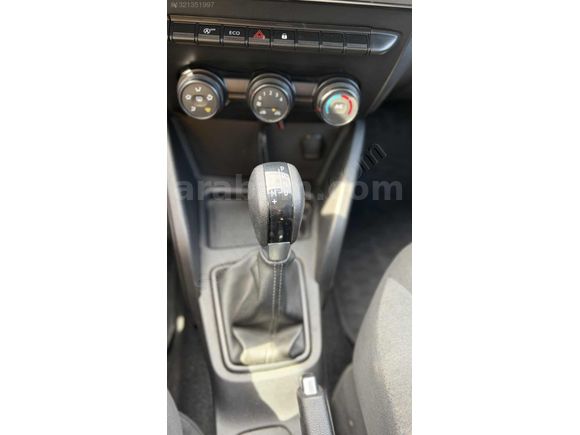 HATASIZ DOUBLE EKRAN+GERİGÖRÜŞ 1.3TCE OTOMATİK DUSTER